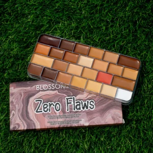 Blossom Zero Flaws 26 Shade Multipurpose Concealer Palette UK